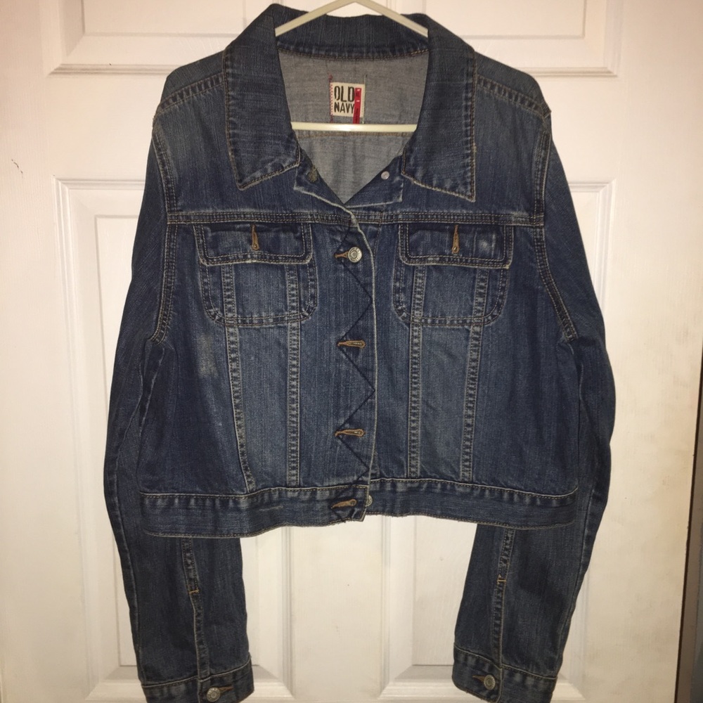Old Navy Cropped Jean Jacket...so stylish!